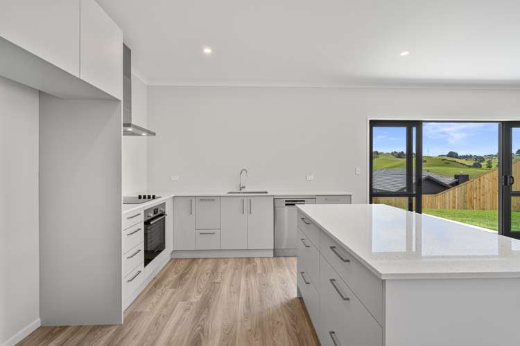 21 Leathem Crescent Pokeno_2