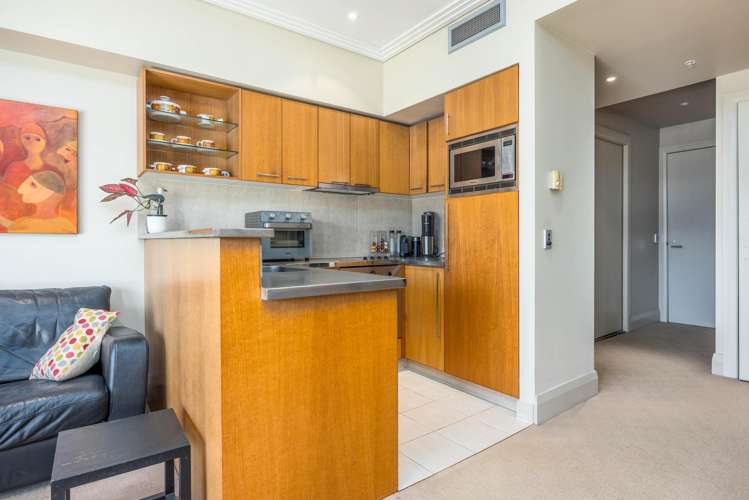 1E/99 Customs Street West_5