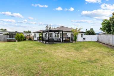 1162 East Coast Road_2