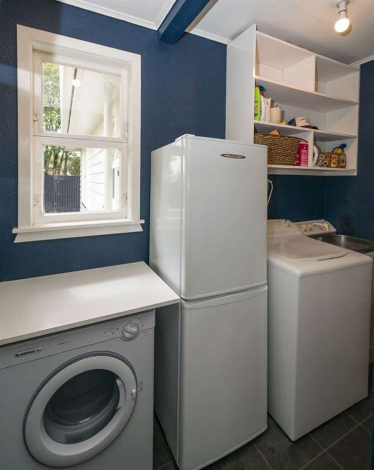 8 Edinburgh Crescent Redwoodtown_18