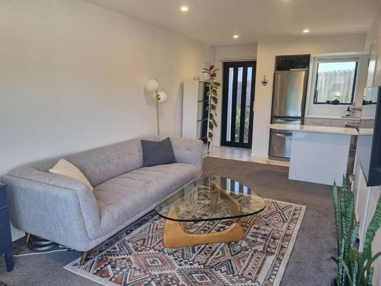 4/45 Vera Road Te Atatu South_5