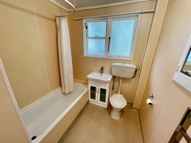 3B Moa Street Belmont_5