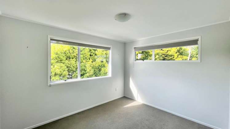 1 Babington Place Torbay_11