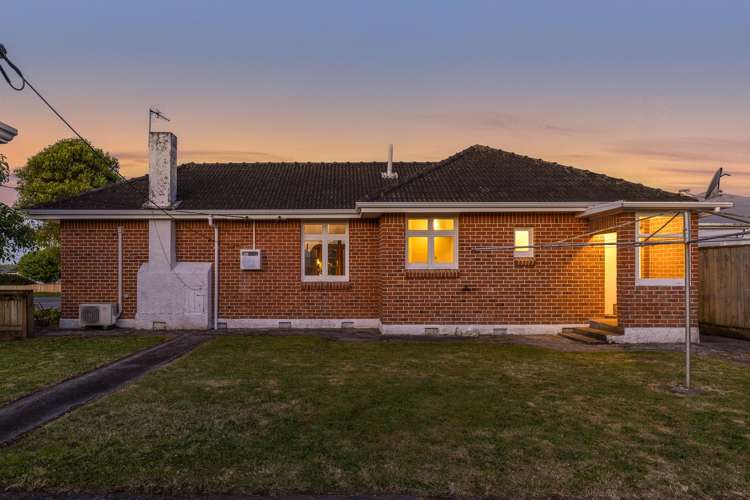 198 Bath Street Levin_28