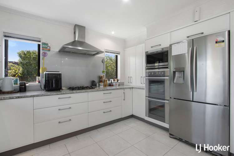 3 Athenree Heights Athenree_11