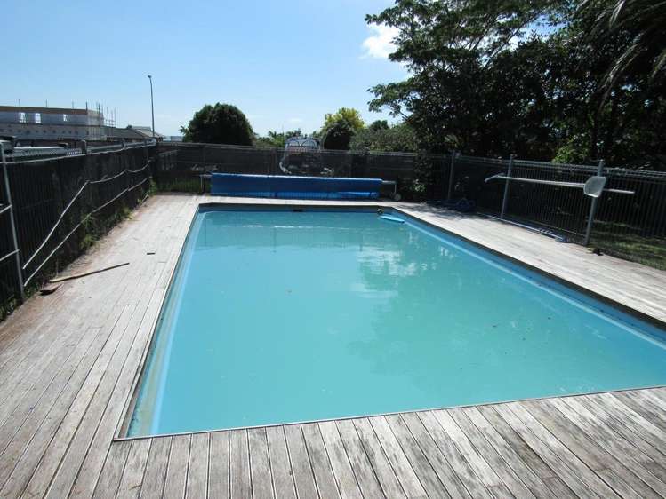 18 Karaka Road Beachlands_11