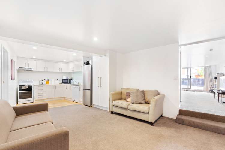 9 Kelvyn Grove Hillpark_17