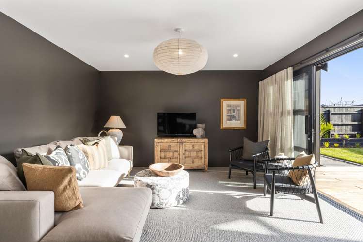 94 Monument Road Clevedon_3