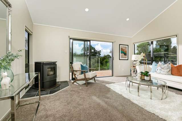 33 Waipuia Place Greenhithe_2