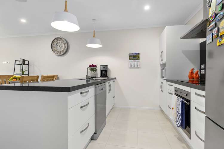 8 Rebekah Crescent Flagstaff_2