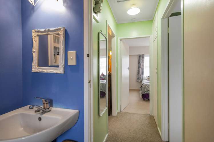 22a Carnot Street Glenholme_11