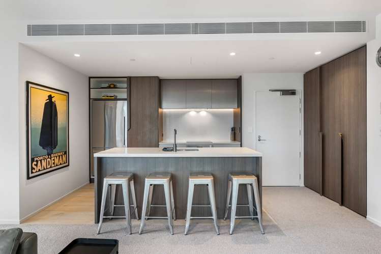 1306/10 Commerce Street City Centre_9