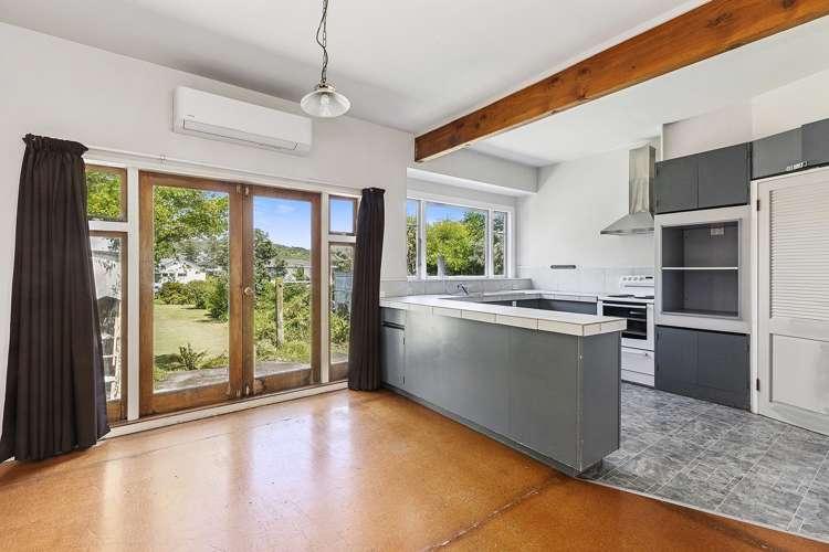 52 Main Road Titahi Bay_7