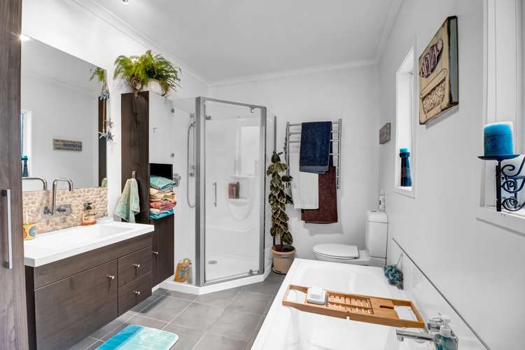 118 Huatoki Street Frankleigh Park_10