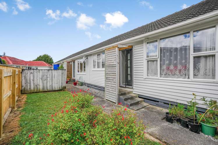 2/3 Huia Grove_0