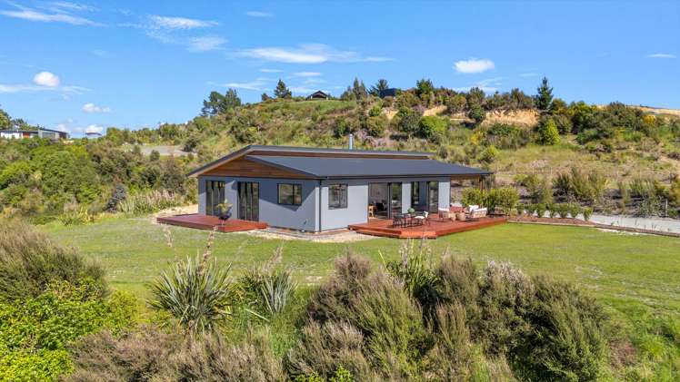289 Bronte Road West Mahana_23