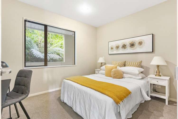 102B/525 East Coast Road Browns Bay_6