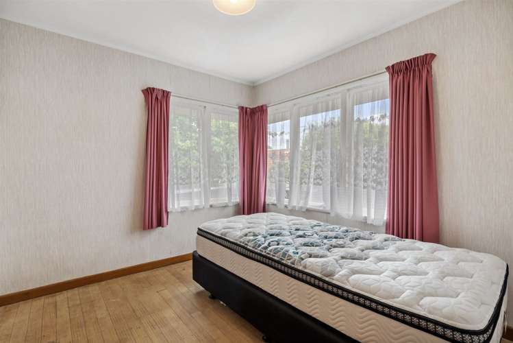 2 Meadowvale Avenue Forrest Hill_8