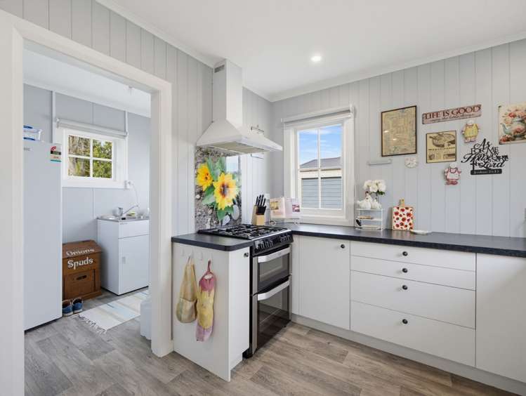 56 Awamoa Road_4