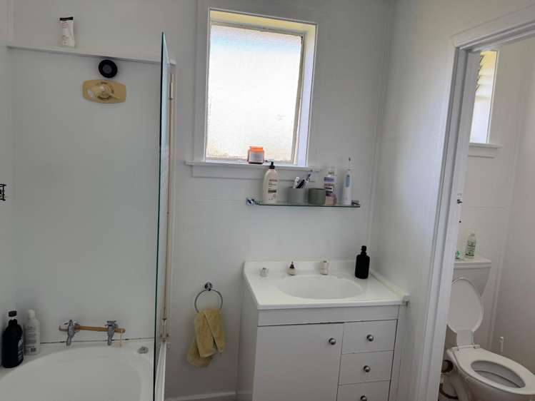 1/233 Ettrick Street Appleby_13