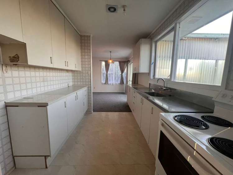 11 Albatross Road Red Beach_15