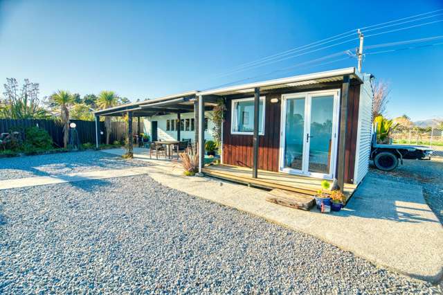 I/1050 Main South Road, Camerons Camerons_4