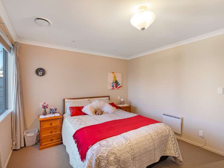 38 Middle Road Allenton_14
