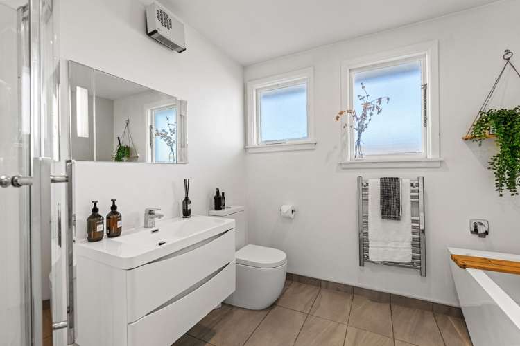 29 Sturrocks Road Redwood_11