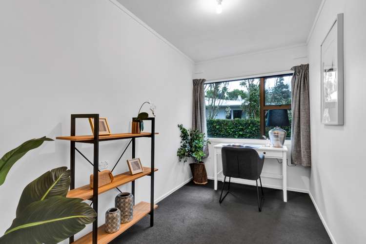 15 Beaumont Crescent Frankleigh Park_14