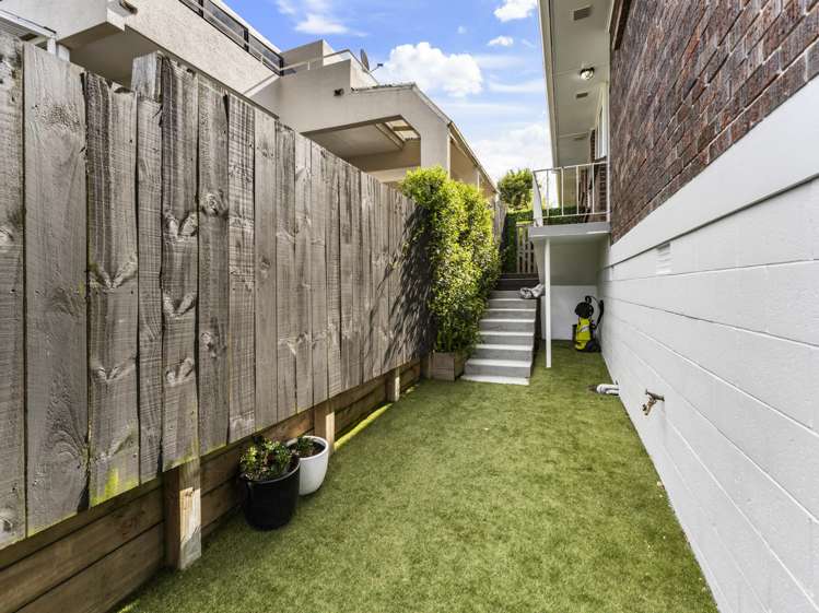 2/64 Allum Street Kohimarama_29