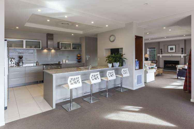 77 Beechwood Drive Northwood_9