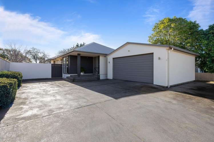 6 Newhaven Street Burwood_15