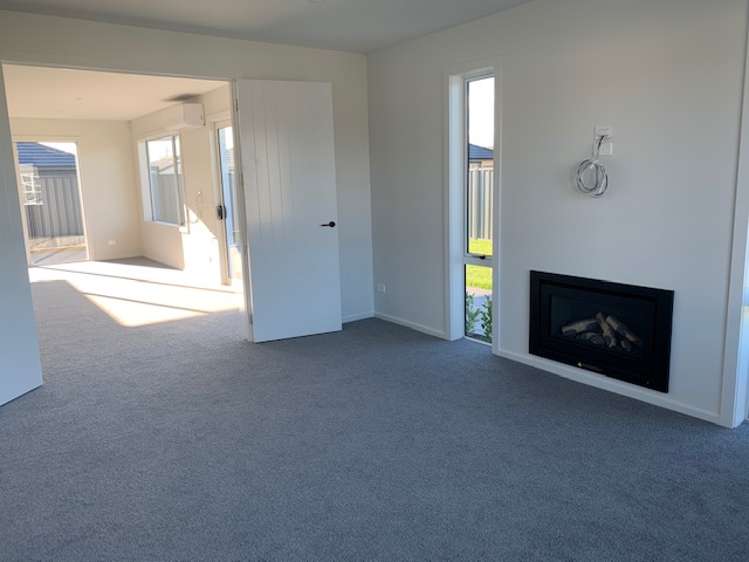 8 Drovers Way Frimley_5