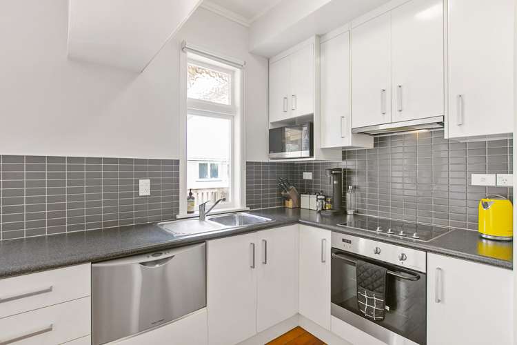 2/16 Wallace Road Mangere Bridge_5