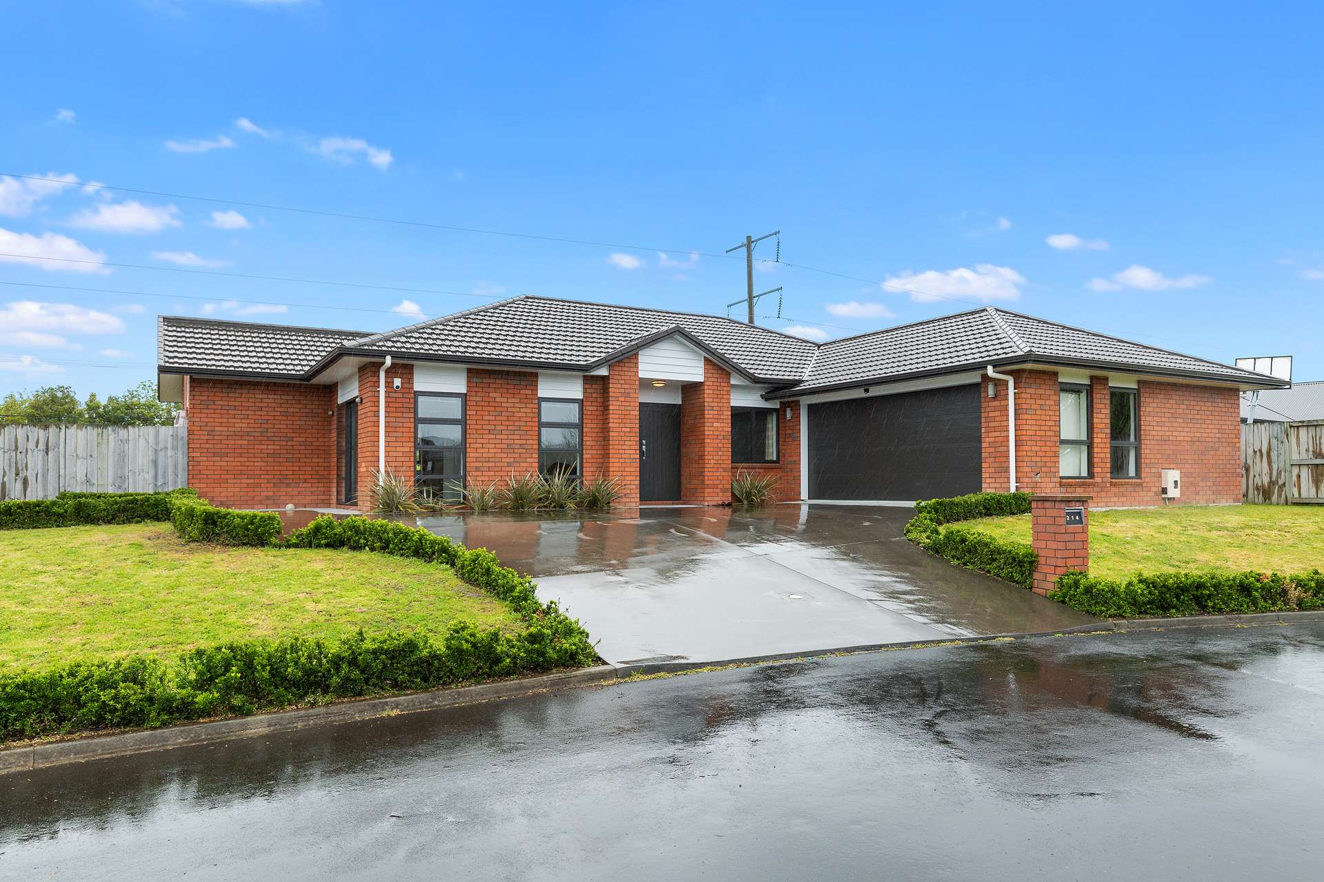 214 Saint James Drive Huntington_0