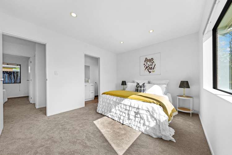 4 Shayla Place Favona_17