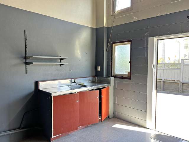 705 Grey Street Hamilton East_3