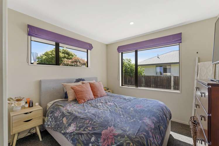 48 Reginald St Burwood_12