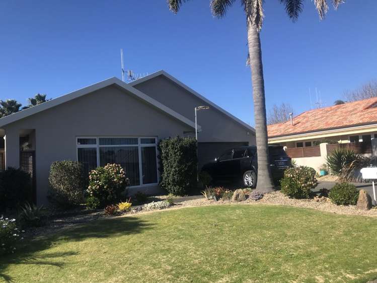 7 Saint Clair Place Papamoa_0