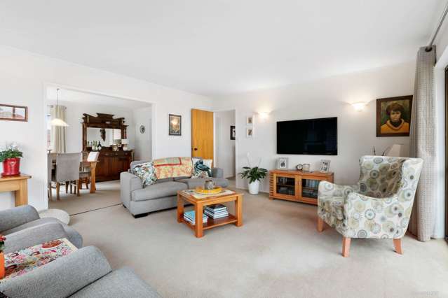 2/171 Stredwick Drive Torbay_4