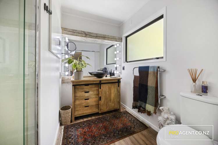 7 Minnehaha Avenue Titirangi_19