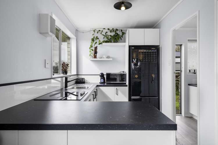 73a Tuhikaramea Road Dinsdale_2