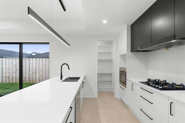 5 Lovelock Avenue Rolleston_2