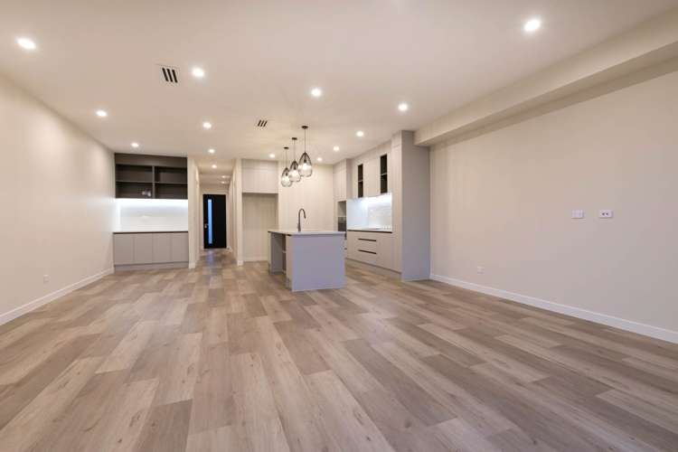 93a Argent Lane Wainui_13