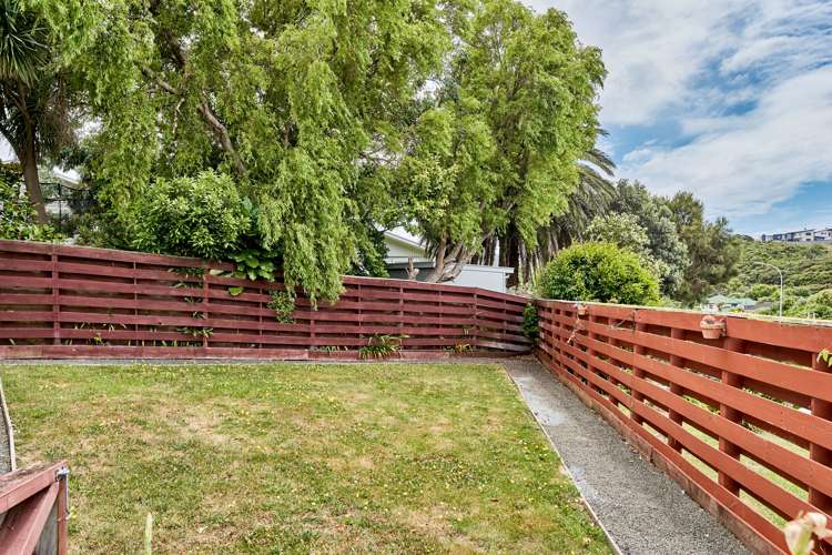 78 Grays Road Camborne_24