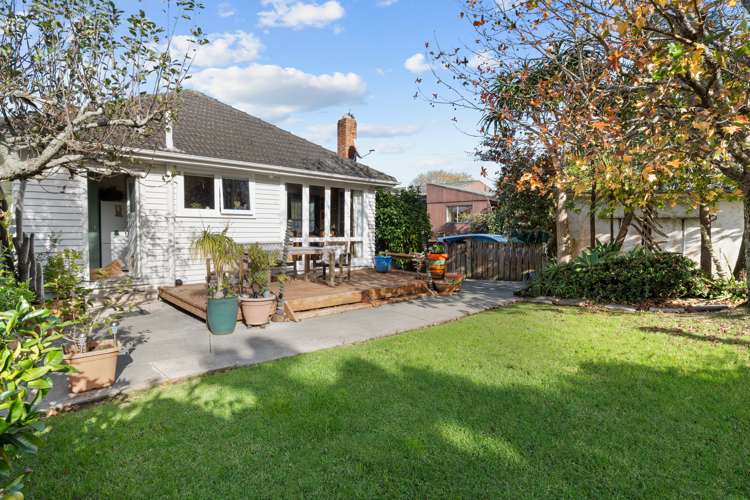 29 Weybridge Crescent Glen Innes_7