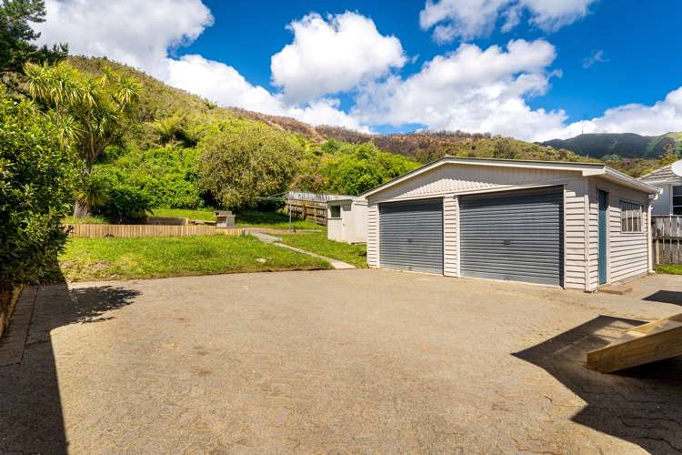 200 Waddington Drive Naenae_12
