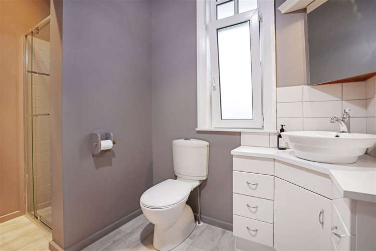 147 Kermode Street Ashburton_19