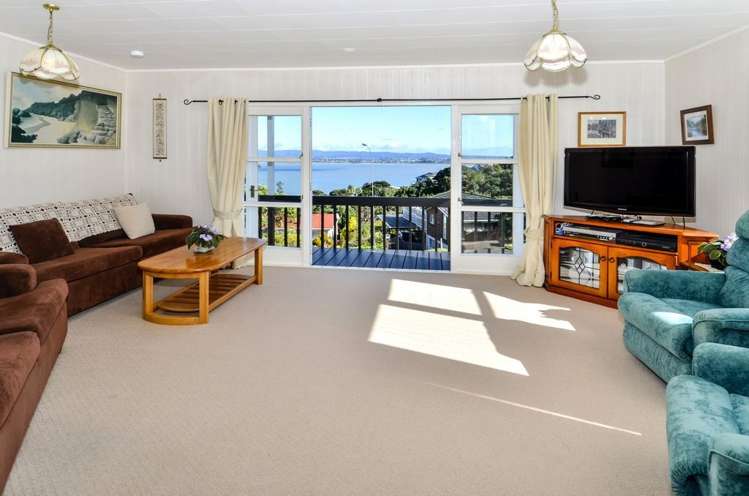 74 Hadfield Street Beach Haven_2