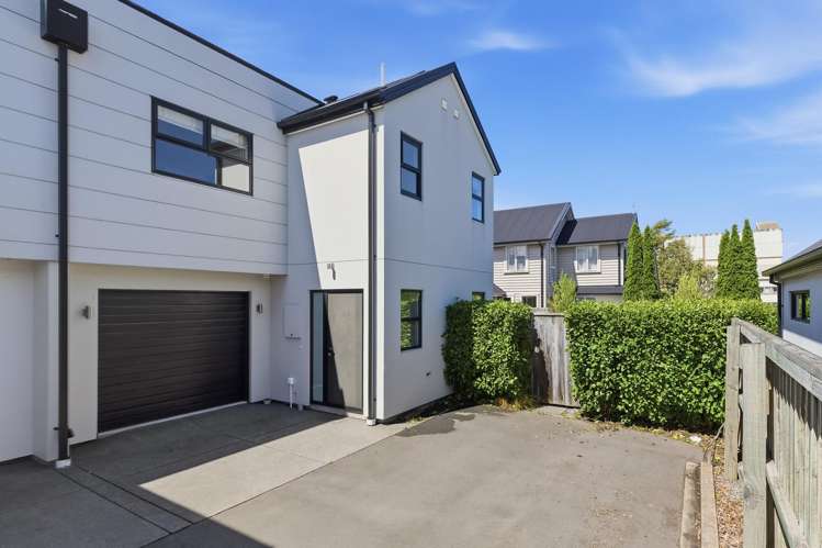 10/34 John Campbell Crescent_0